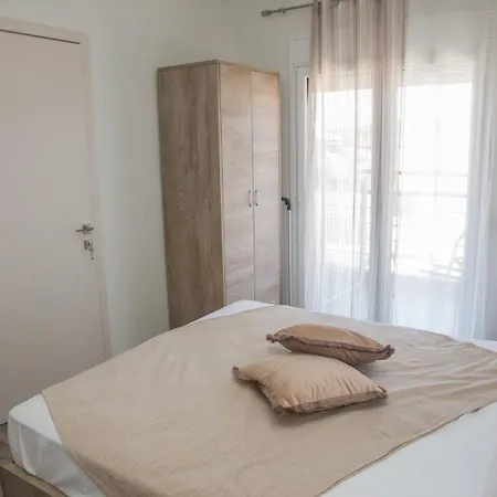 Elenamou Hotel Cápsula