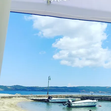 Hotel Cápsula Elenamou *